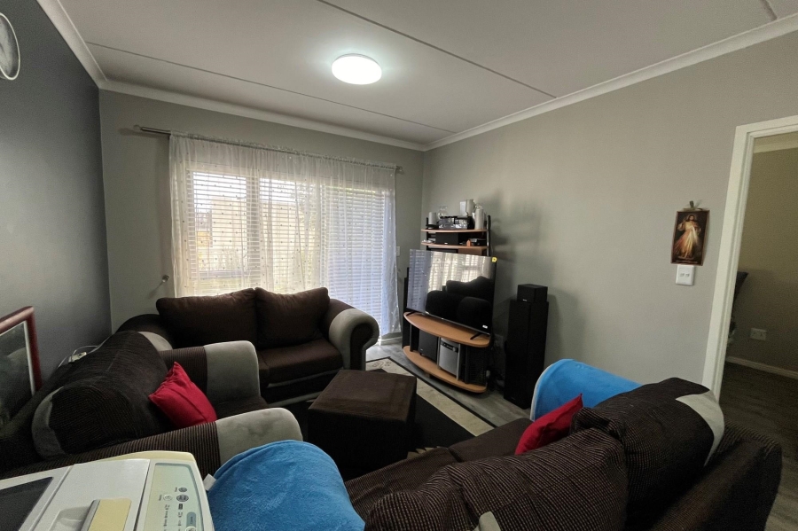 2 Bedroom Property for Sale in Haasendal Western Cape